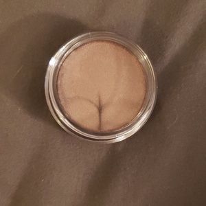 Mary Kay Makeup - Mary Kay cream eye color in metallic taupe,NWT Mary Kay Makeup - Mary Kay cream eye color in metallic taupe,NWT